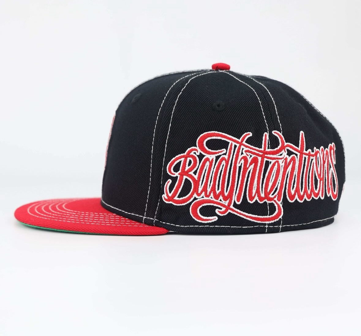 B Fitted Hat